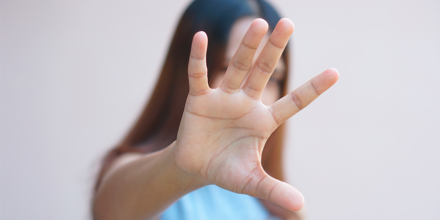 menina contra a adultização infantil 